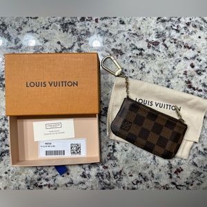LV card holder wallet - used